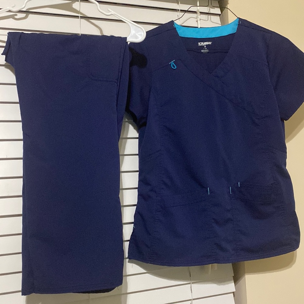 ScrubStar Navy Blue Scrubs